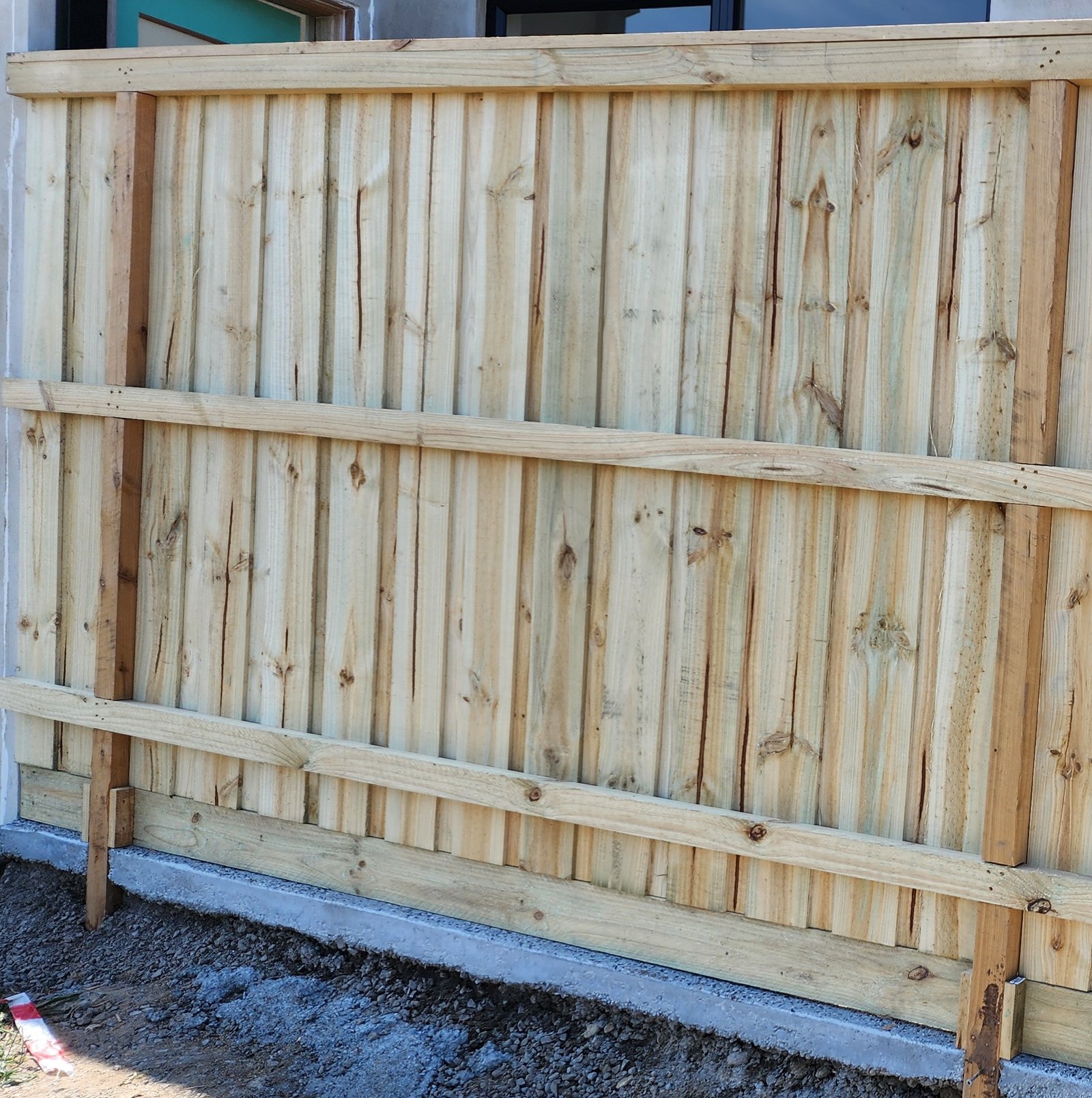 Timber fence - Image 4